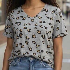 LuLaRoe Iris Top XL Gray Leopard Print Short Sleeve Tunic Soft Stretch